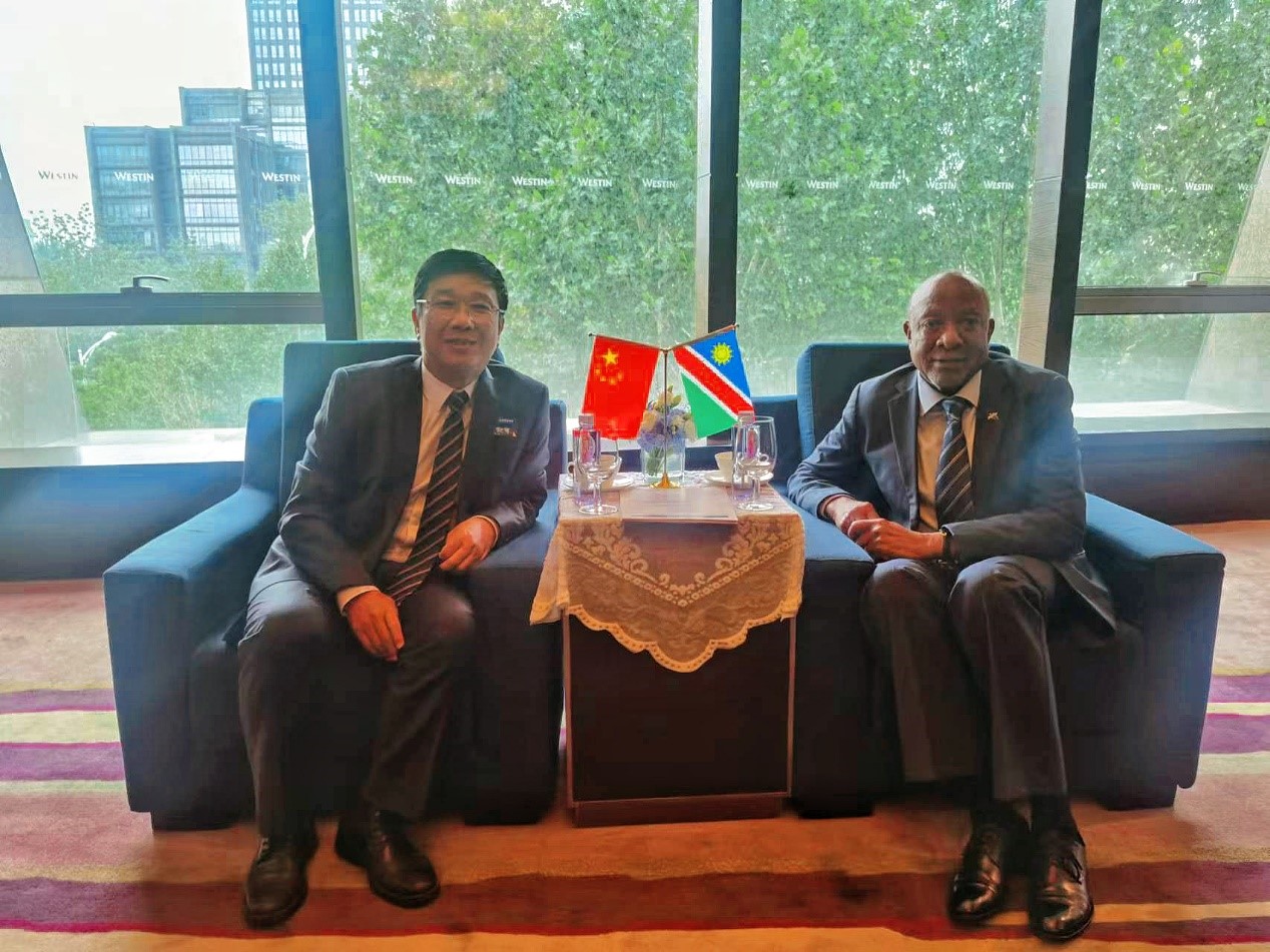 中非合作论坛期间公海jcjc资源 董事长王平卫拜会三国总统